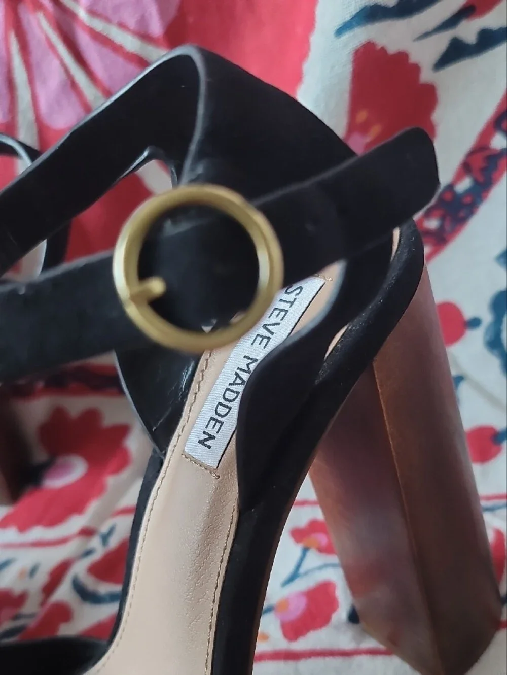 NWOT Steve Madden Black Suede Platform Sandals with Brown Wood-Look Heel